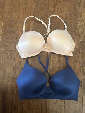 Victoria's Secret Nude and Navy Seamless T-Shirt Bras - Women Intimates